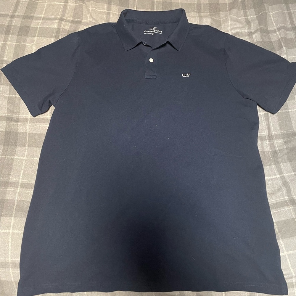 vineyard vines polo shirt size L